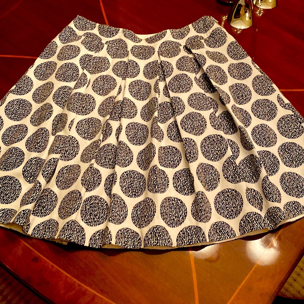 White House Black Market pleated skirt